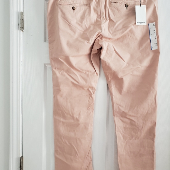 NWT Men's Chinos - Picture 3 of 4